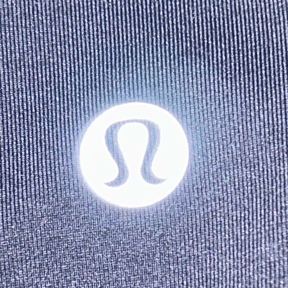 Lululemon tanktop - Picture 4 of 4
